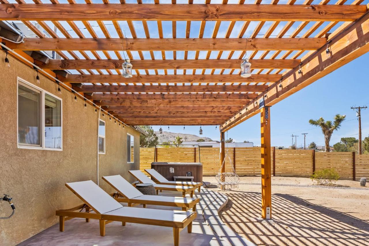 Dome On The Range- The Modern Home With A Dome Joshua Tree Exterior photo