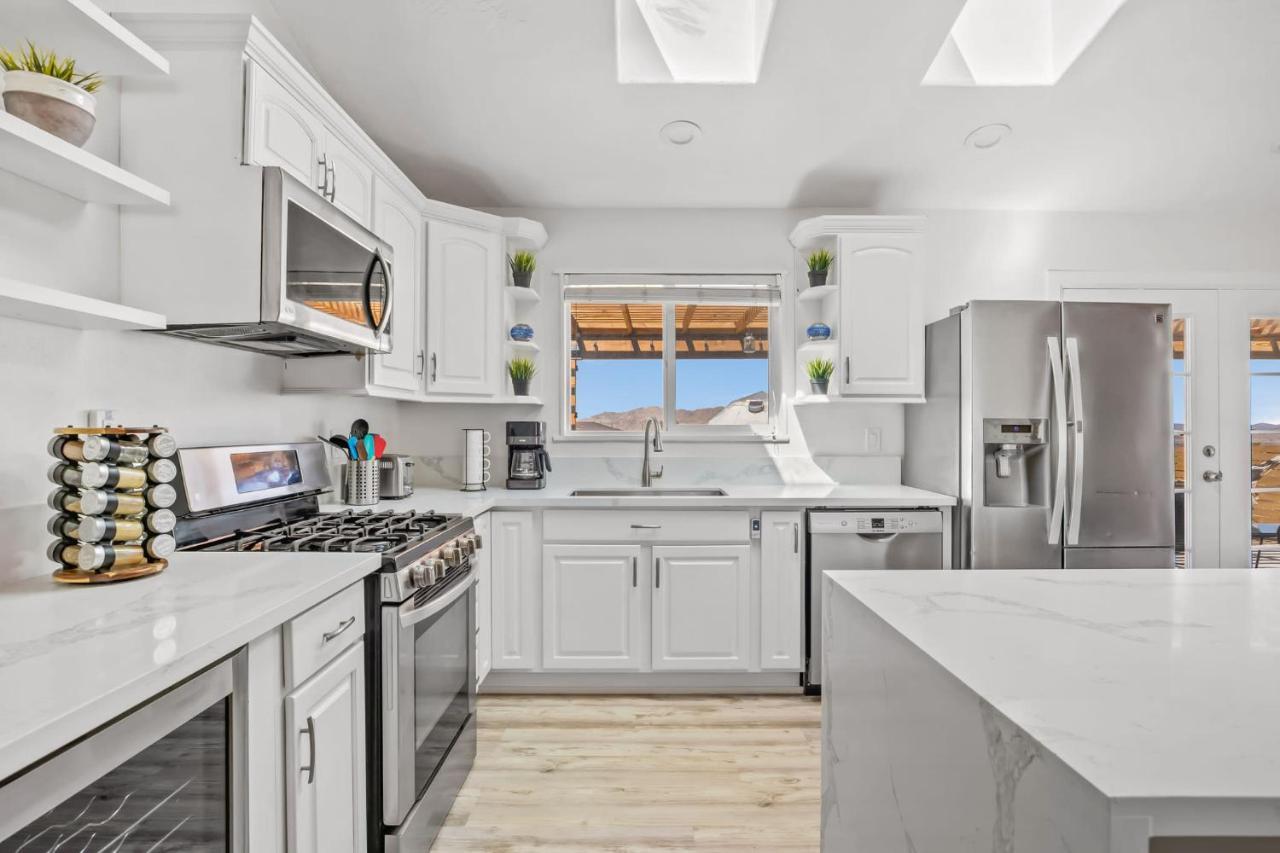 Dome On The Range- The Modern Home With A Dome Joshua Tree Exterior photo